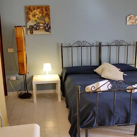 Sbarco Dei 1000 Bed & Breakfast 3*