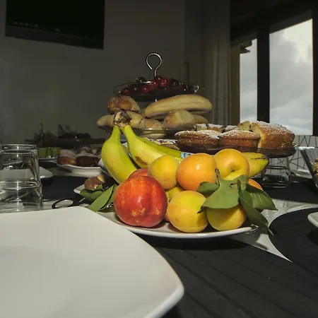 Sbarco Dei 1000 Bed & Breakfast 3*