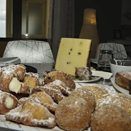 Sbarco Dei 1000 Bed & Breakfast 3*